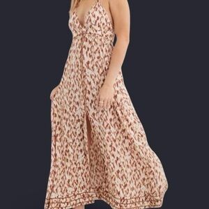 Aerie Summer Maxi Dress

#brunch #summer #minimalist #boho #western